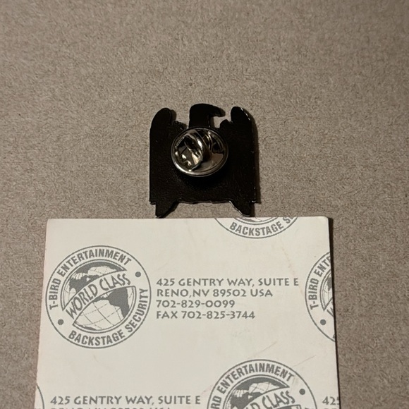 SLAYER t-shirt w/ Decade of Aggression Tour 1991 pass & SLAYER pin! Slayer lot!! - Picture 9 of 10